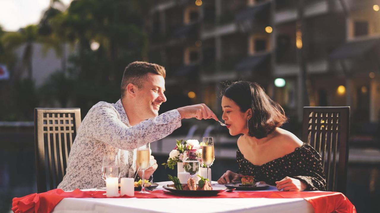 Radisson Resort And Suites Phuket Παραλία Καμάλα Εξωτερικό φωτογραφία