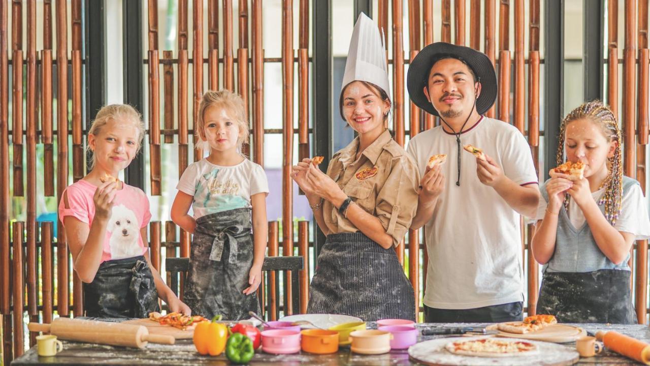 Radisson Resort And Suites Phuket Παραλία Καμάλα Εξωτερικό φωτογραφία